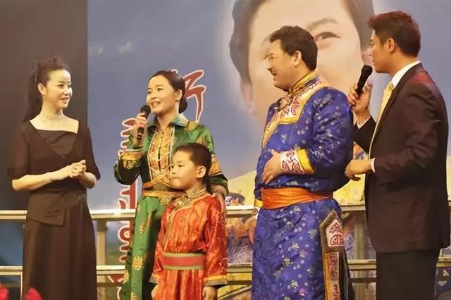 斯琴朝克图是什么职业