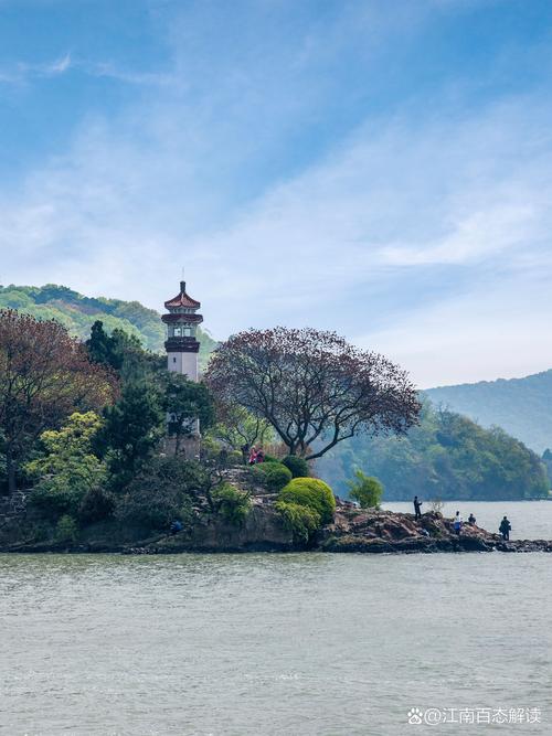 适合中老年人旅游的6座城市,景美安逸空气好,看看你去过几处?