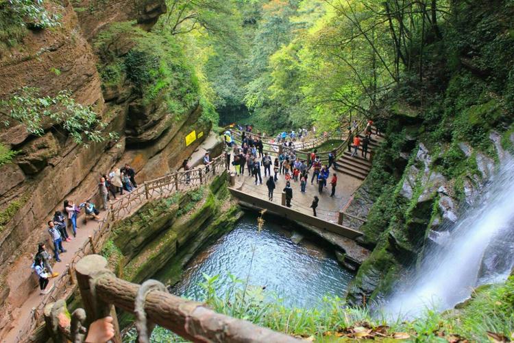 附近国内旅游，中国附近旅游？（今日头条已更新）