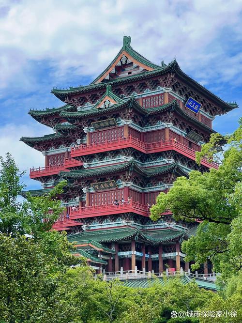 江西省旅游必去前十景点