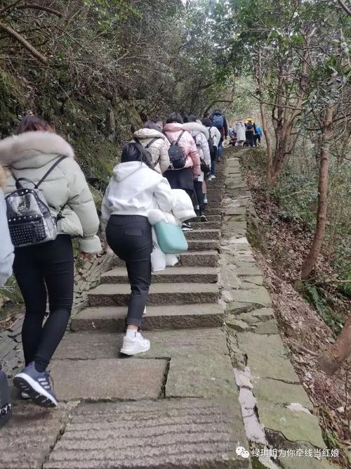 春节旅游爬山？春节旅游爬山合适吗？(知乎）