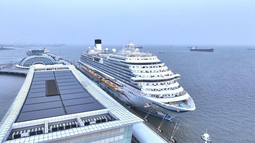 国内旅游游轮，国内游轮旅游线路？（今日头条已更新）
