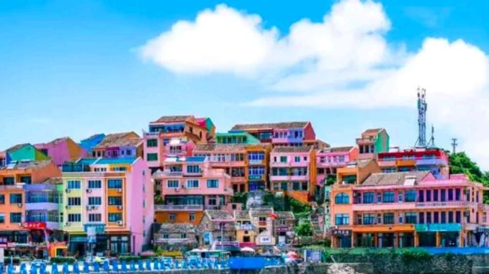 2万国内旅游？2万块钱旅游路线？(知乎）