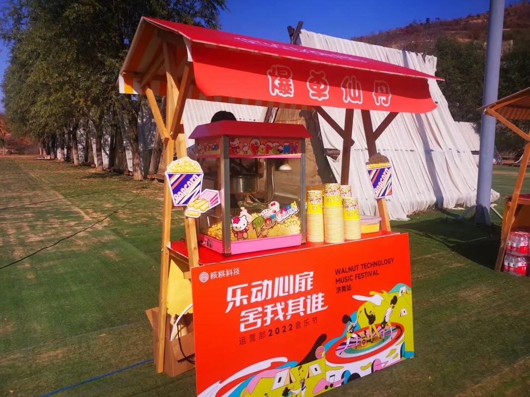 旅游区摆摊卖什么东西吸引人,景区热门摊位推荐理由